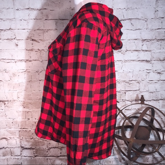 👩🏼‍🌾Buffalo Check Button Down Jacket with Hood - Picture 8 of 8